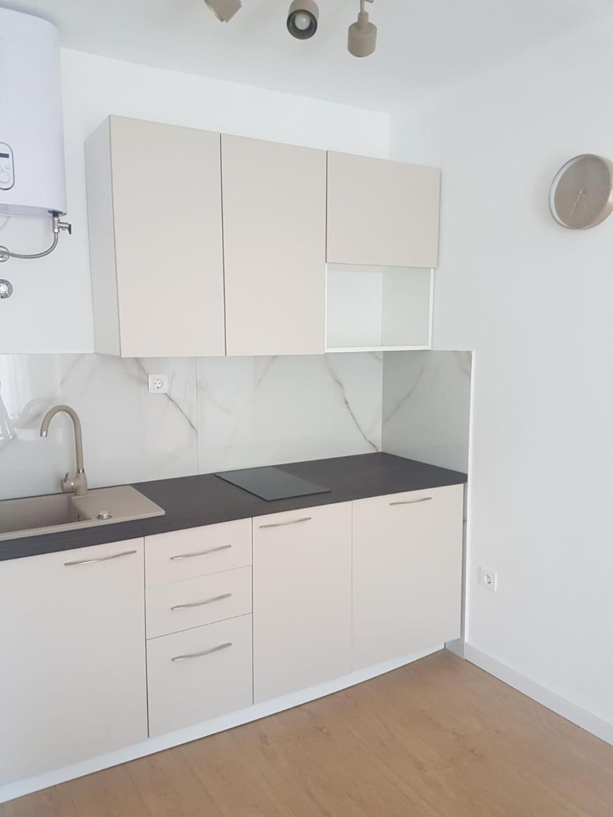Apartmani 마카르스카 외부 사진